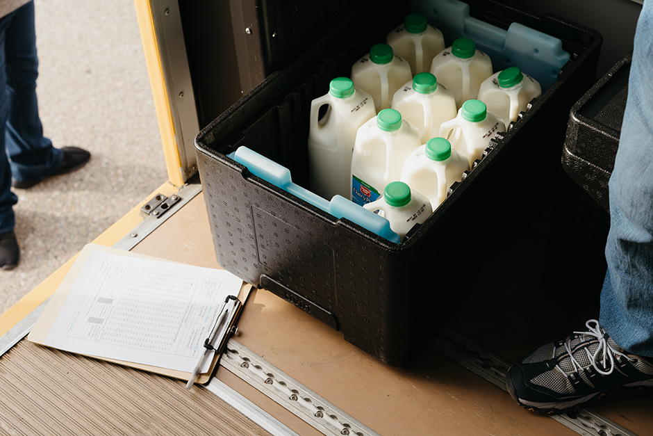 Daily Max delivering milk in Liviri Sprint45